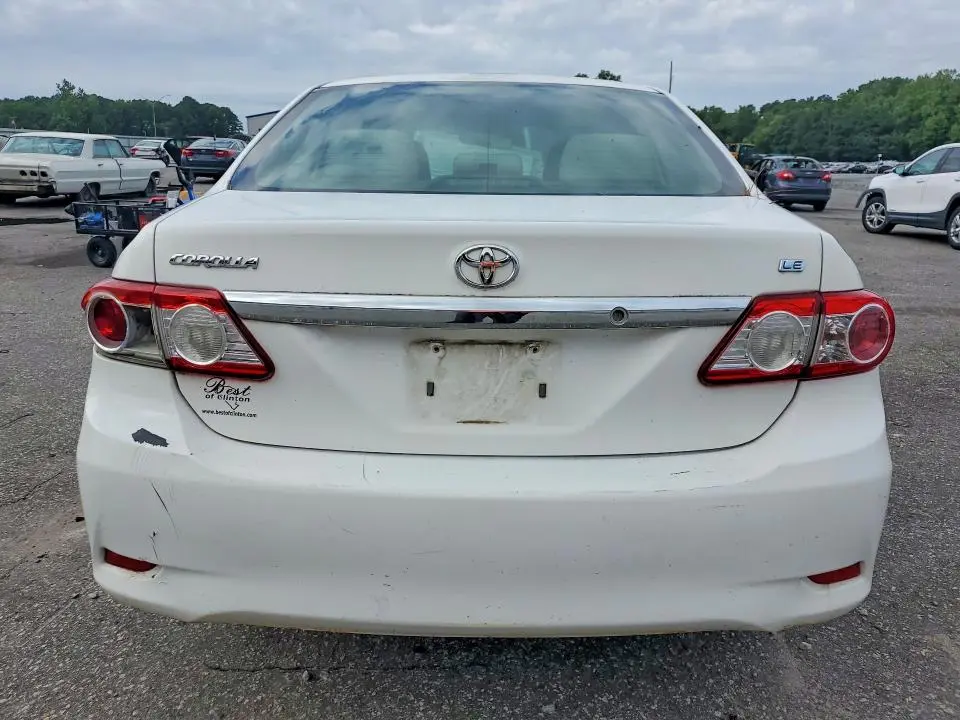 2011 TOYOTA COROLLA LE  