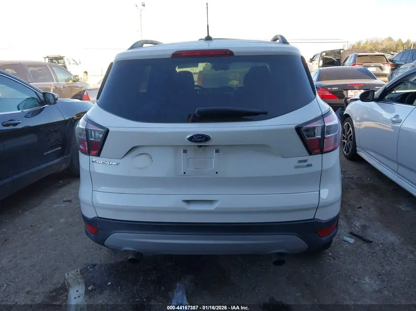 2018 FORD ESCAPE SE