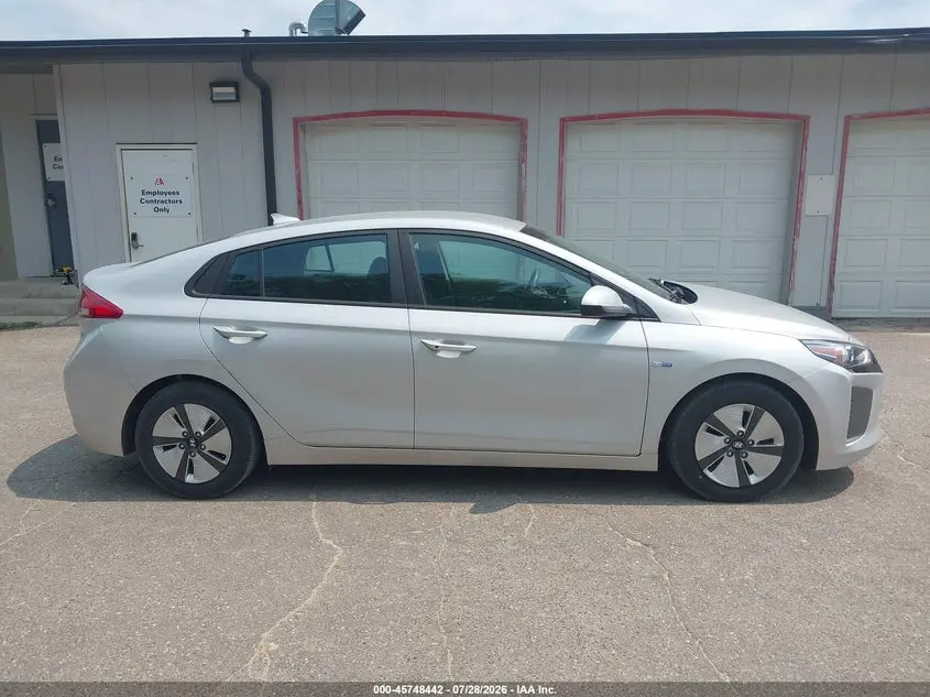 2019 HYUNDAI IONIQ HYBRID BLUE