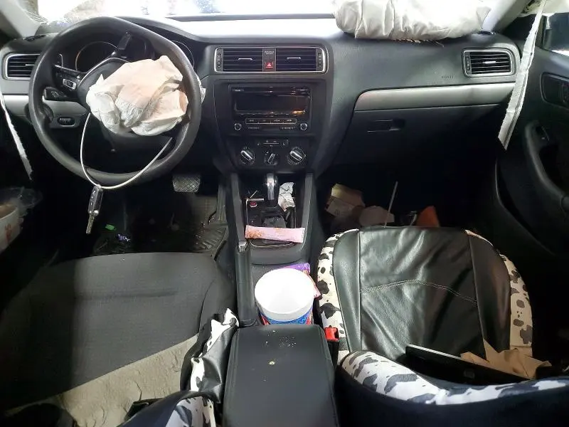 2015 VOLKSWAGEN JETTA SE  