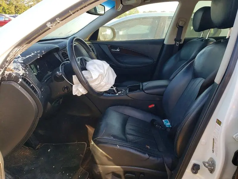 2016 INFINITI QX50 BASE  