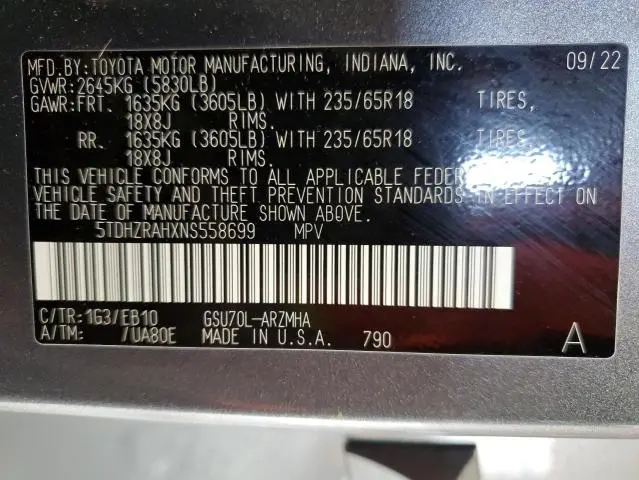 2022 TOYOTA HIGHLANDER XLE  