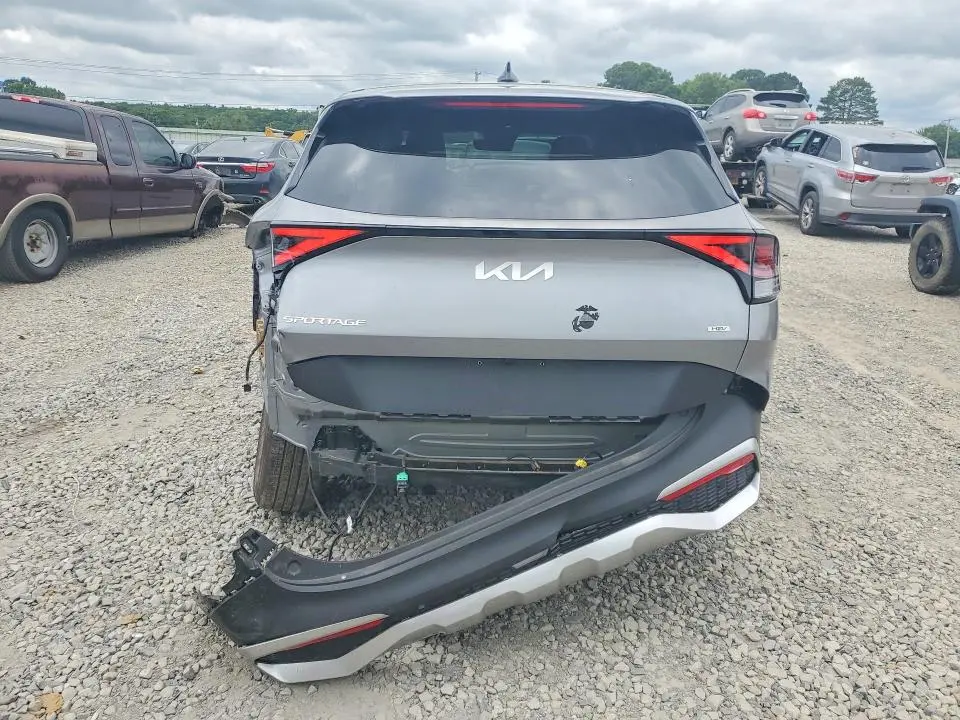2025 KIA SPORTAGE LX  