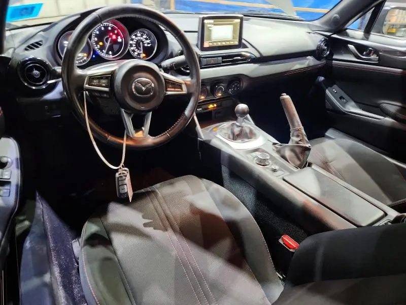 2017 MAZDA MX-5 MIATA CLUB  