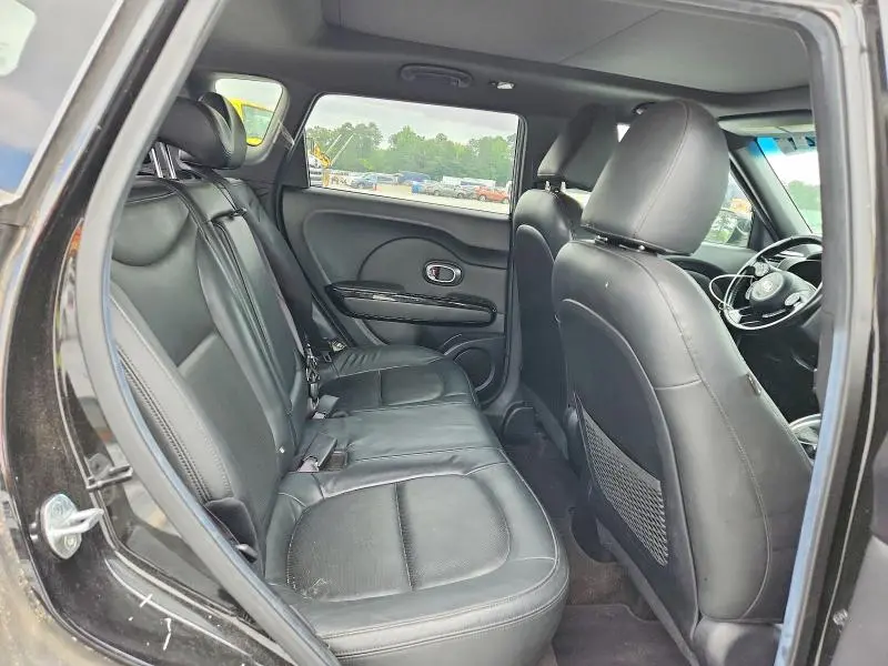 2015 KIA SOUL !  