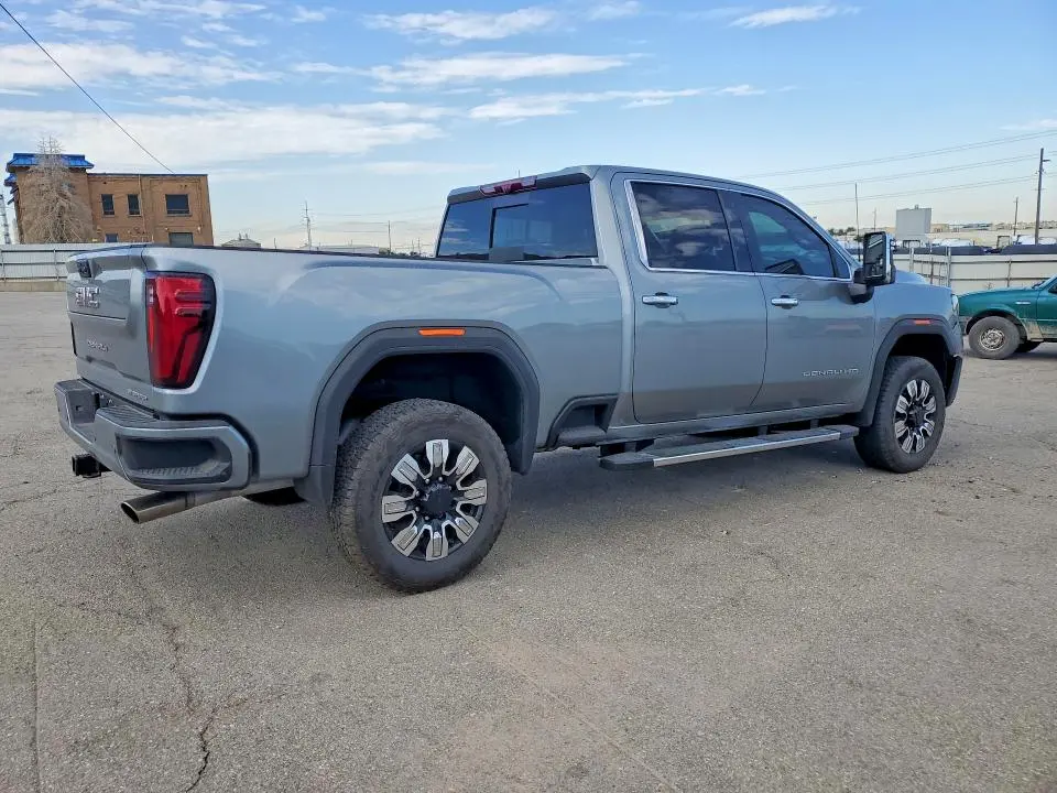 2026 GMC SIERRA K2500 DENALI  