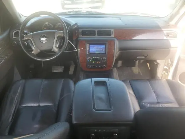 2012 CHEVROLET SUBURBAN K1500 LT  