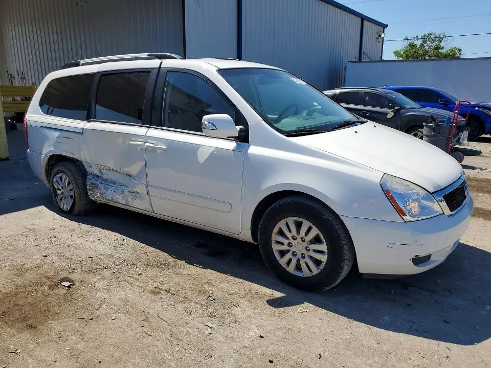 2012 KIA SEDONA LX  