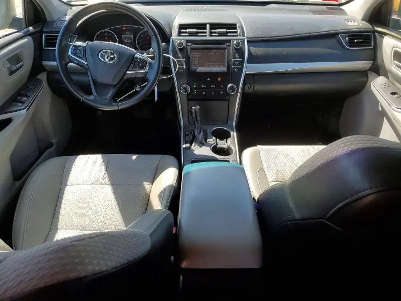 2015 TOYOTA CAMRY SE  