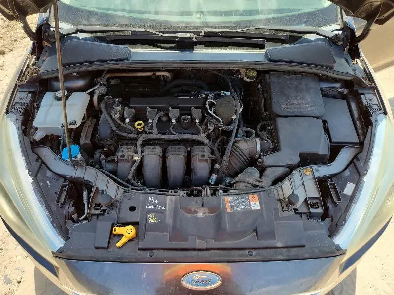 2015 FORD FOCUS SE  