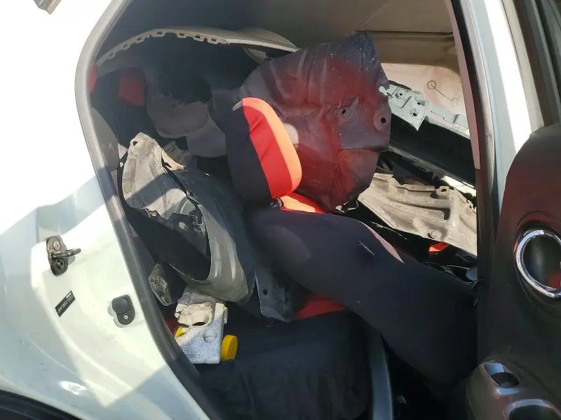 2012 NISSAN JUKE S  