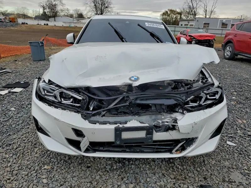 2024 BMW 330XI   