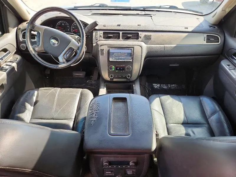 2010 CHEVROLET AVALANCHE LT  