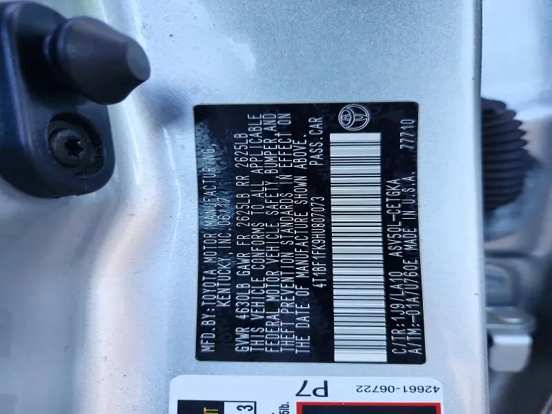 2017 TOYOTA CAMRY XLE  