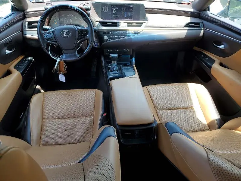 2021 LEXUS ES 300H  