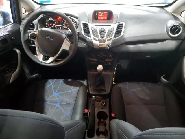 2011 FORD FIESTA SE  
