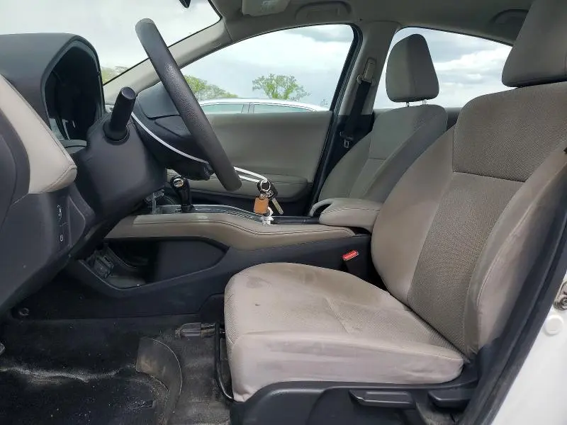 2016 HONDA HR-V LX  