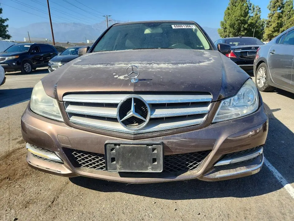 2013 MERCEDES-BENZ C 250  