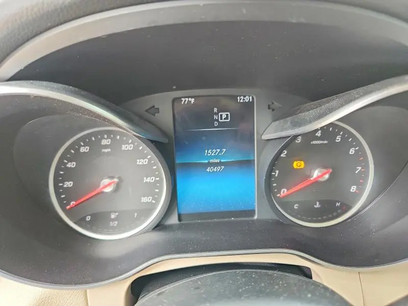 2022 MERCEDES-BENZ GLC 300  