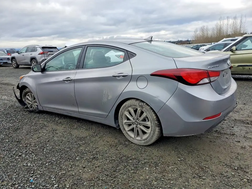 2014 HYUNDAI ELANTRA SE  