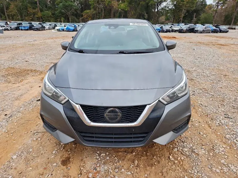 2020 NISSAN VERSA SV  