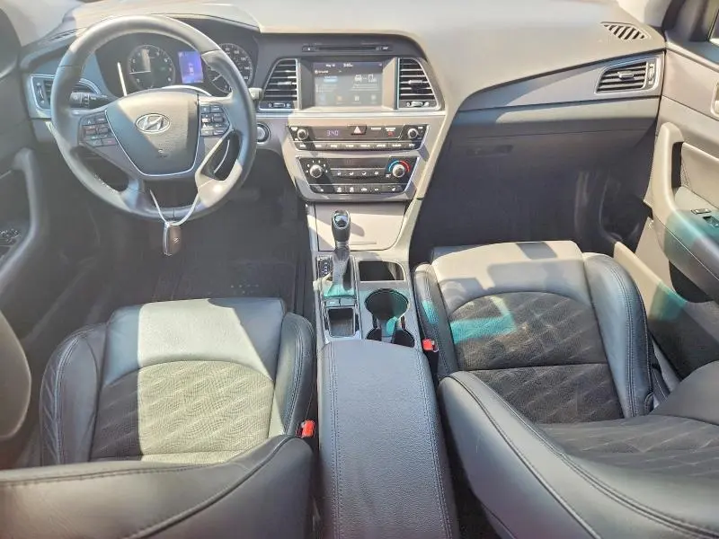 2017 HYUNDAI SONATA SPORT  