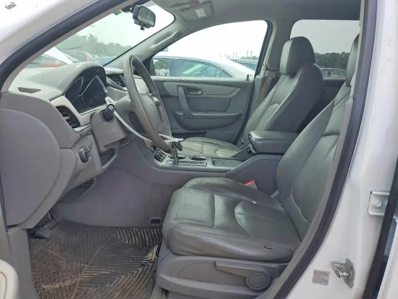 2017 CHEVROLET TRAVERSE LS  