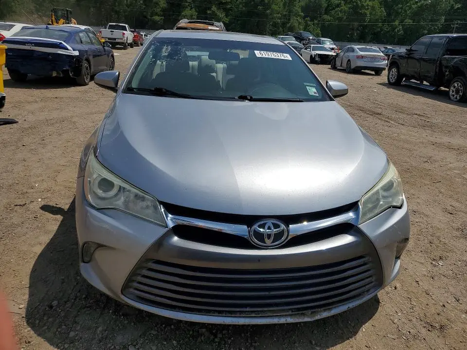 2015 TOYOTA CAMRY XLE  