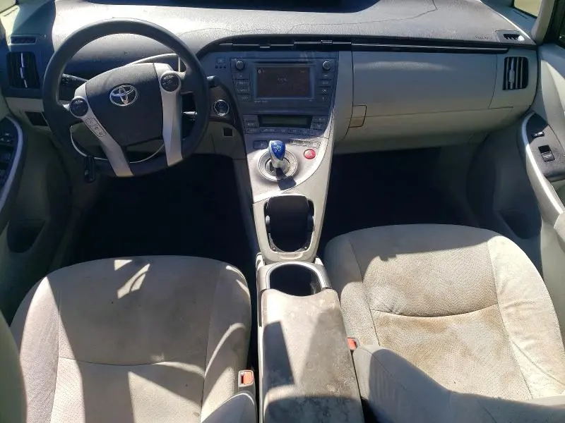 2015 TOYOTA PRIUS THREE  