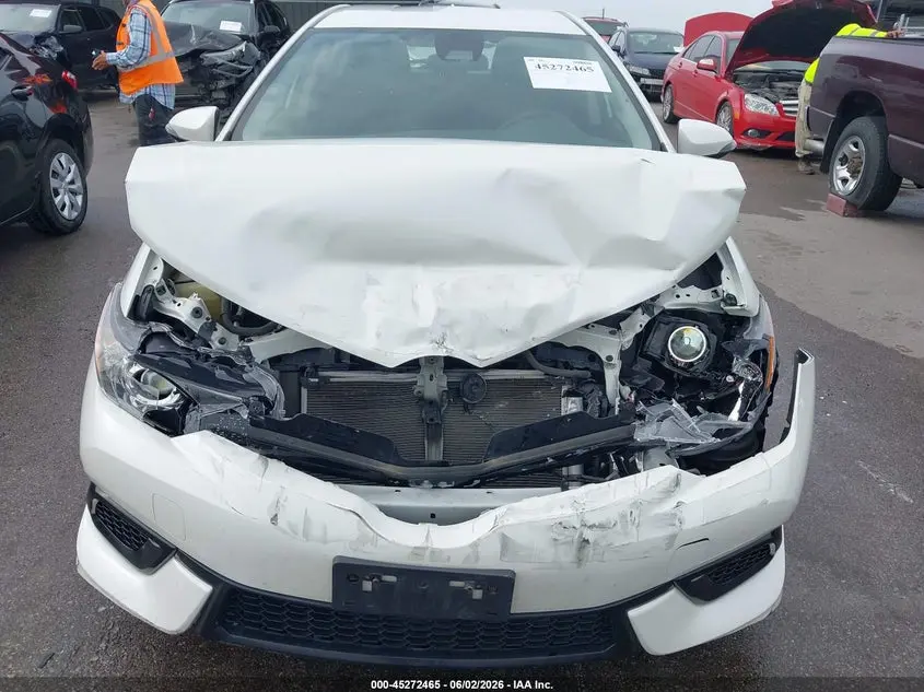 2018 TOYOTA COROLLA IM  