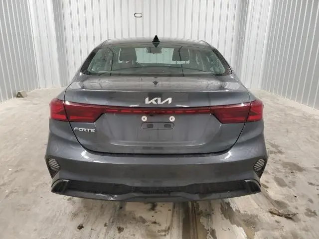 2023 KIA FORTE LX