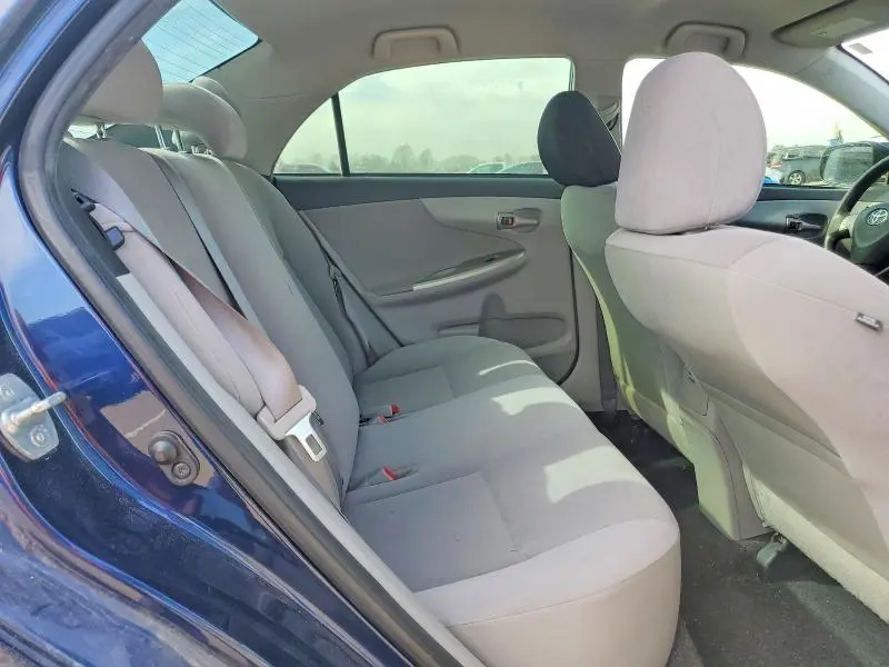 2013 TOYOTA COROLLA LE  