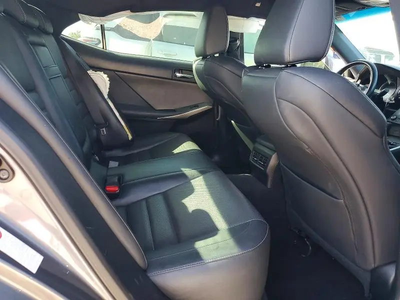2015 LEXUS IS 250  