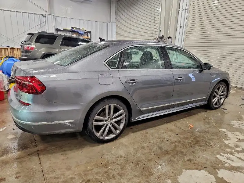 2017 VOLKSWAGEN PASSAT R-LINE  