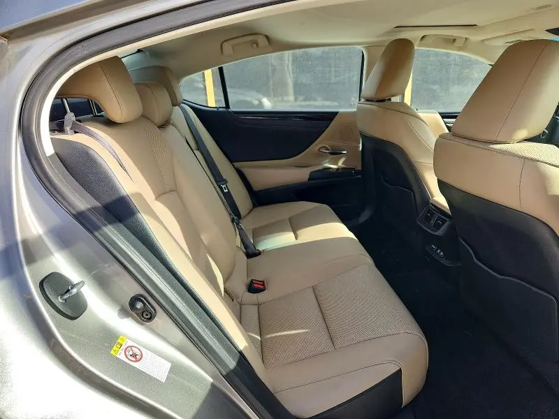 2019 LEXUS ES 350  