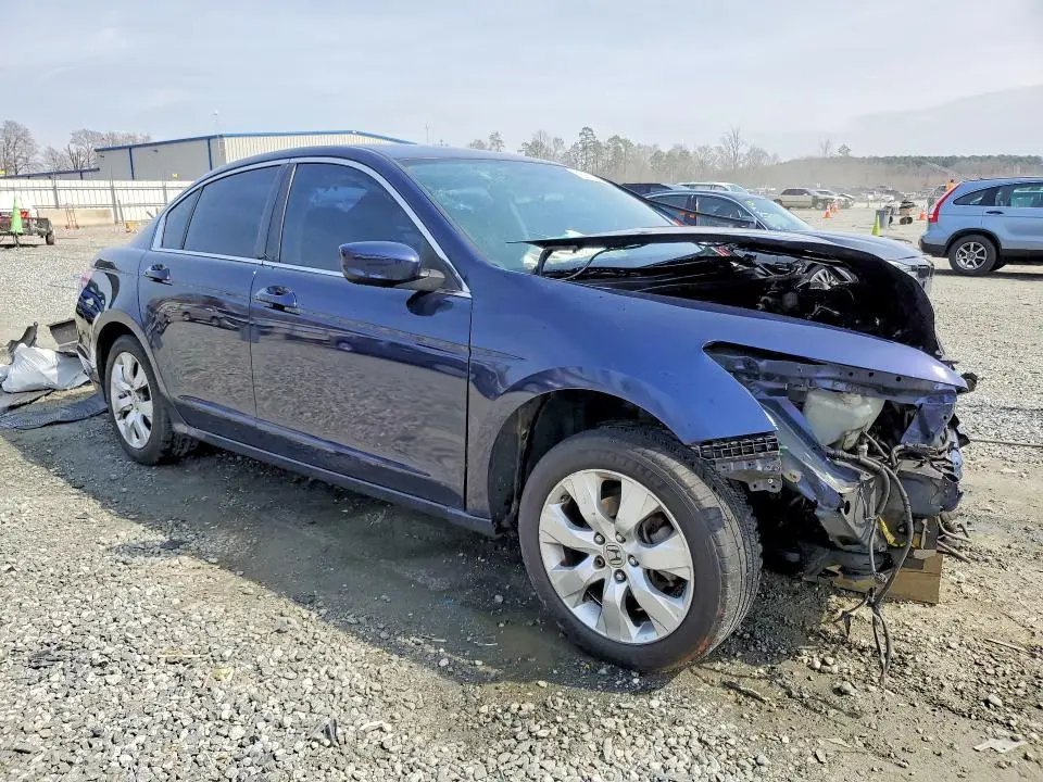 2011 HONDA ACCORD LXP  