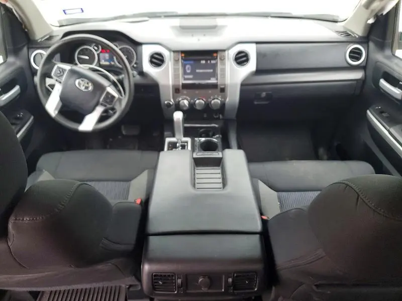 2015 TOYOTA TUNDRA CREWMAX SR5  