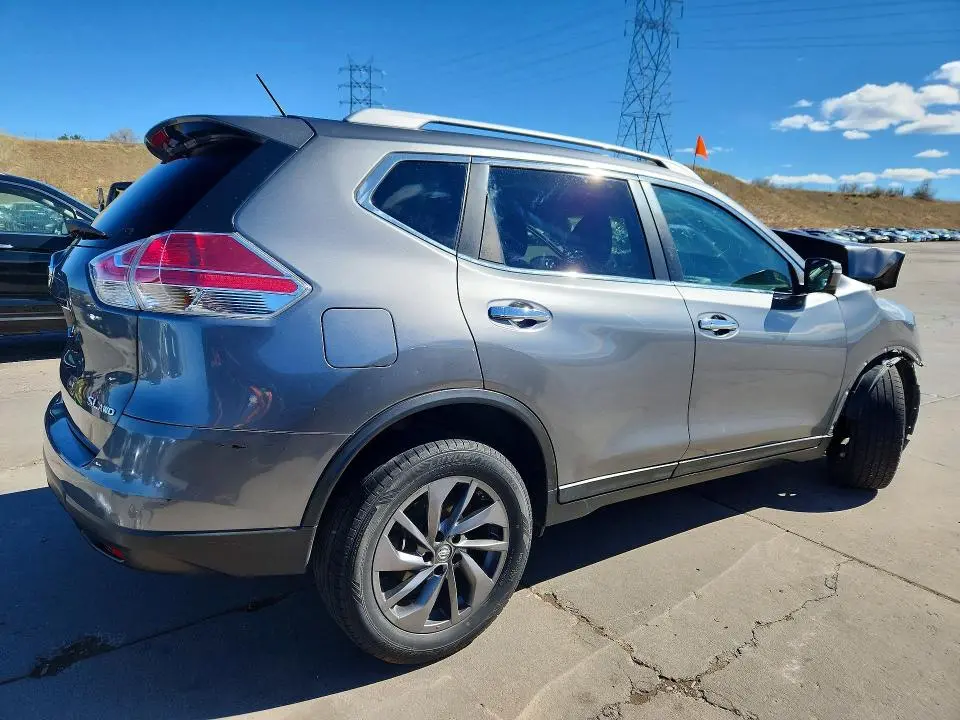 2016 NISSAN ROGUE SL  