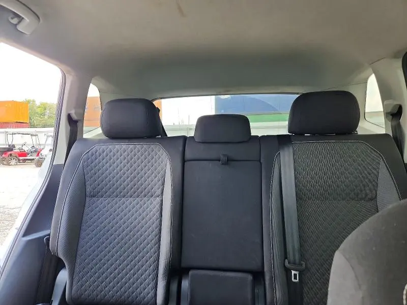 2021 VOLKSWAGEN TIGUAN S  