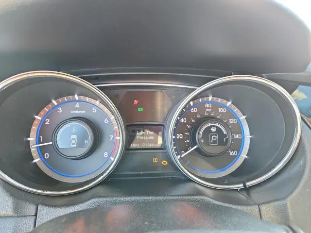 2013 HYUNDAI SONATA SE  