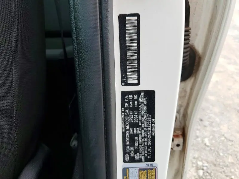 2020 KIA FORTE LXS  