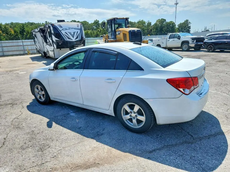 2015 CHEVROLET CRUZE LT  