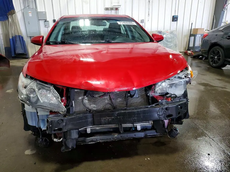 2014 TOYOTA CAMRY SE  
