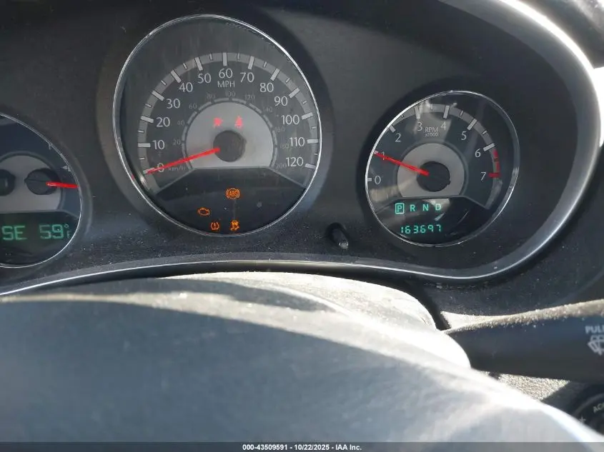 2011 CHRYSLER 200 TOURING