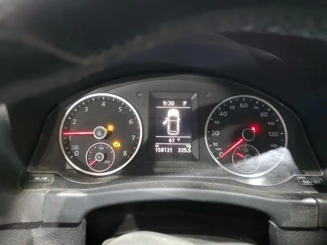 2013 VOLKSWAGEN TIGUAN S  