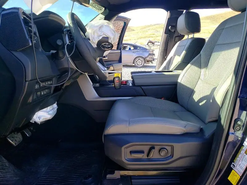 2025 TOYOTA TUNDRA LIMITED  