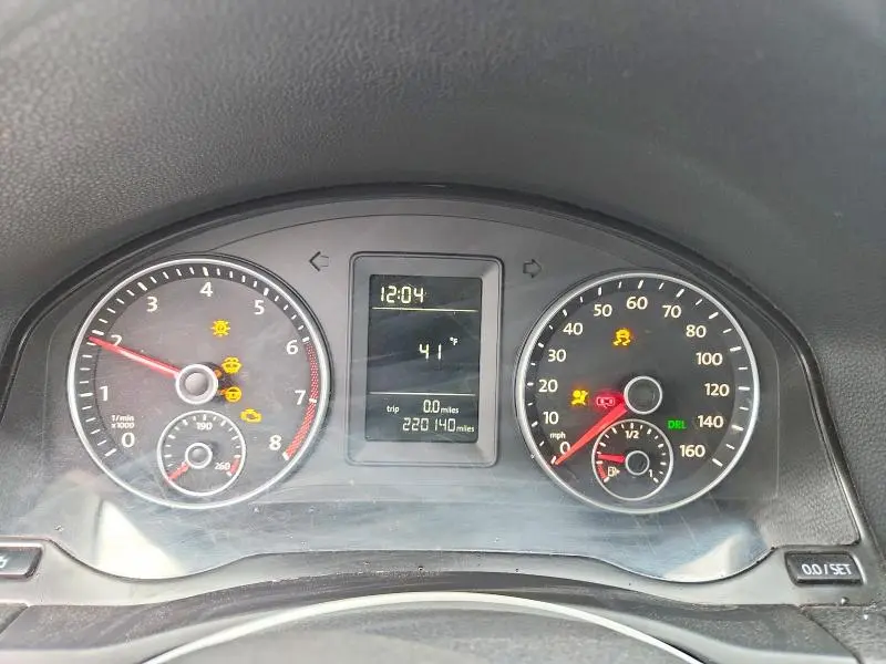 2010 VOLKSWAGEN JETTA S  