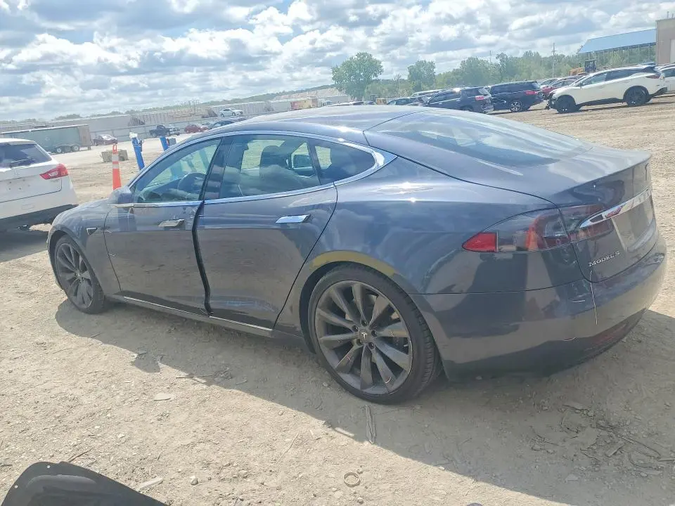 2016 TESLA MODEL S   