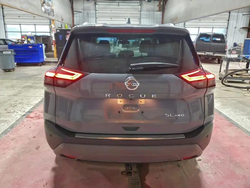 2021 NISSAN ROGUE SL  