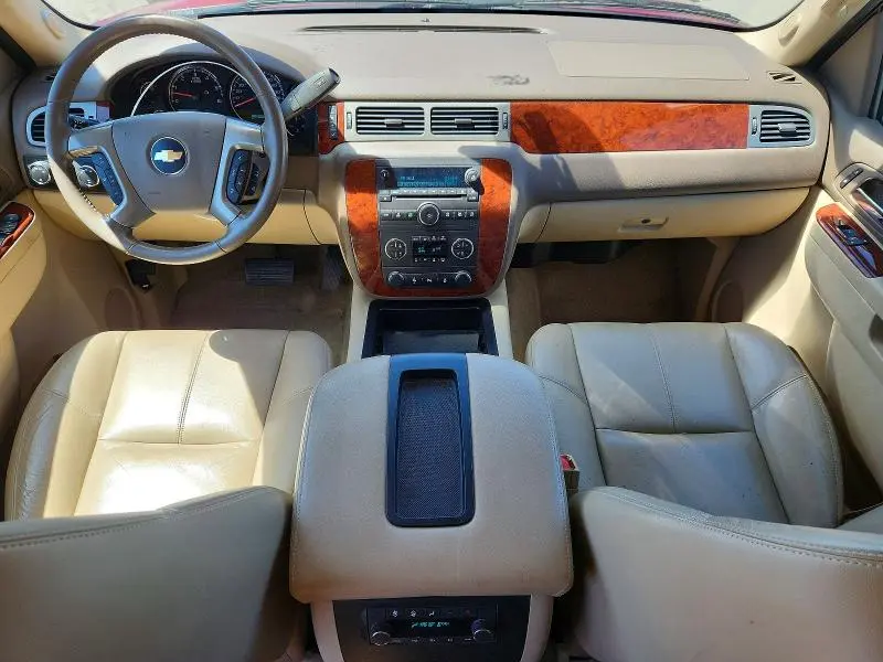 2012 CHEVROLET SUBURBAN K1500 LT  